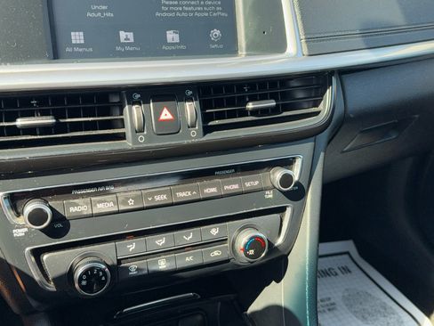 Used 2019 Kia Optima LX image 12