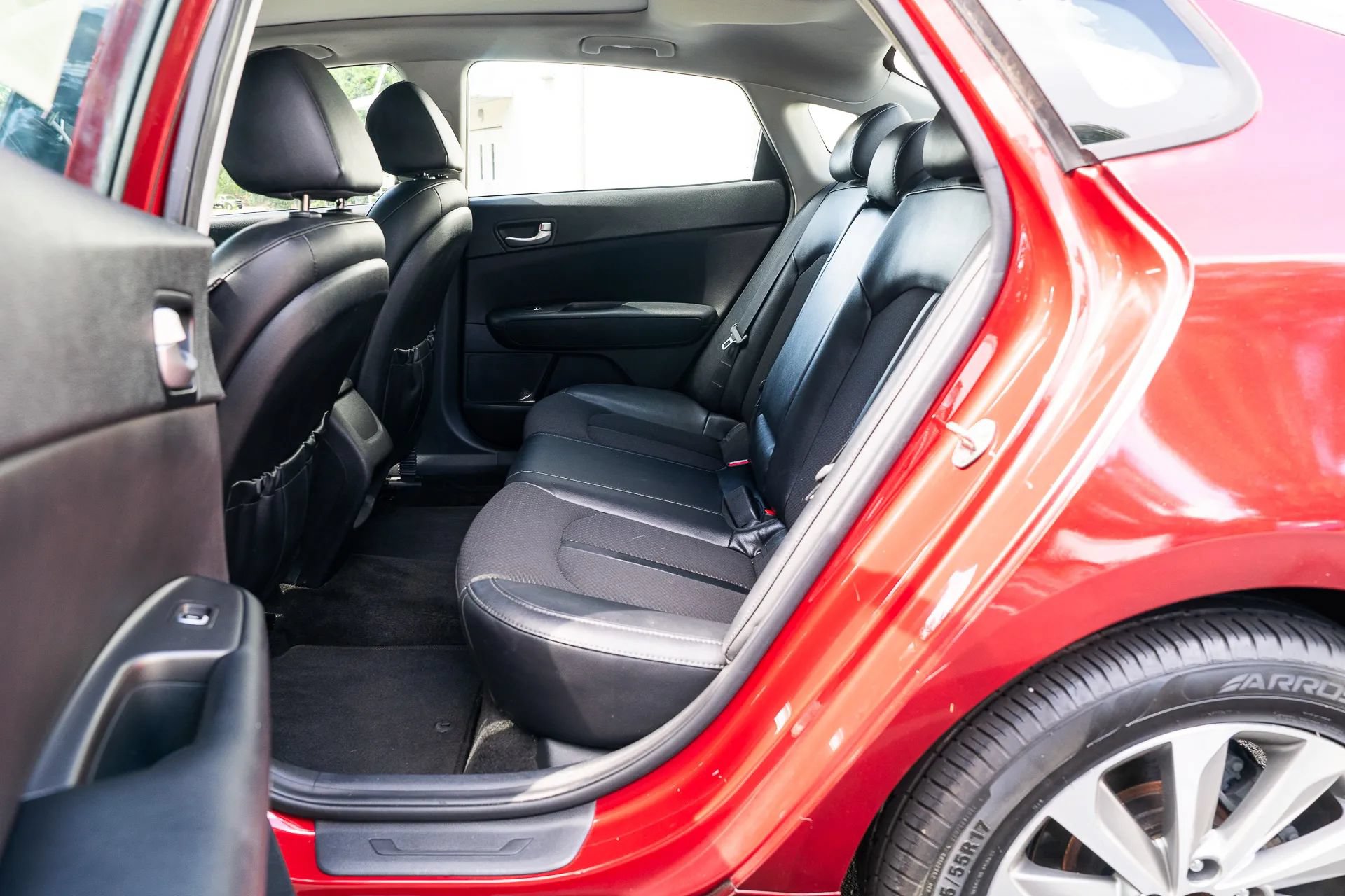 Used 2018 Kia Optima S w/ Panoramic Sunroof Package FWD image 25