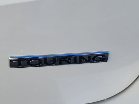 Used 2023 Honda Odyssey Touring image 5