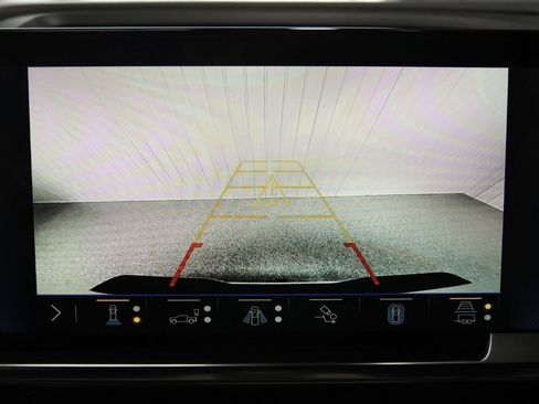 Used 2025 Chevrolet Silverado 2500 High Country w/ Technology Package image 14