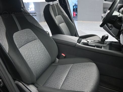 New 2026 Nissan Sentra SV w/ Floor Mat Package FWD image 19