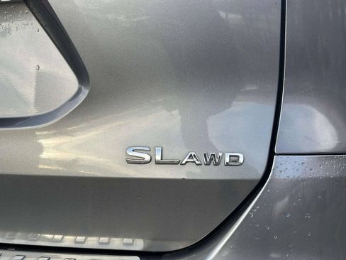 Used 2015 Nissan Rogue SL AWD/4WD image 40