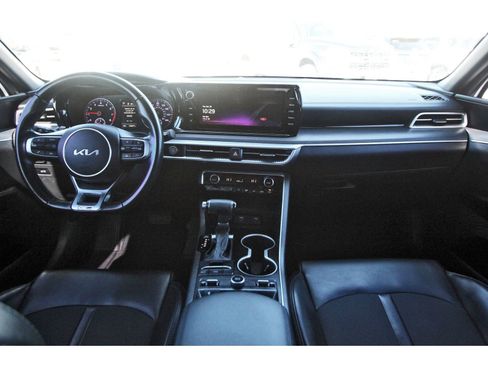 Used 2022 Kia K5 GT-Line image 11