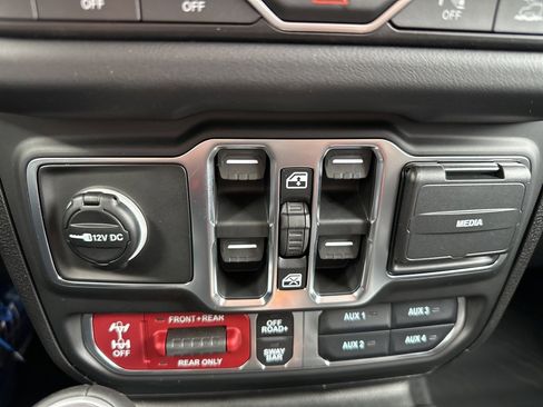 New 2026 Jeep Gladiator Rubicon image 75