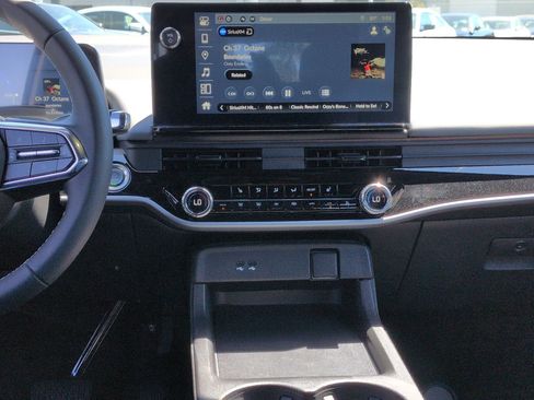 Used 2025 Honda Prologue Touring image 29
