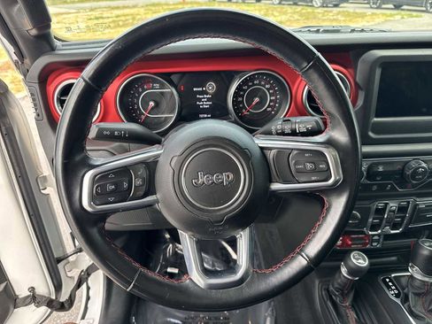 Used 2021 Jeep Wrangler Unlimited Rubicon AWD/4WD image 40