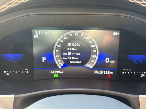 Used 2022 Volkswagen Atlas Cross Sport SE image 13