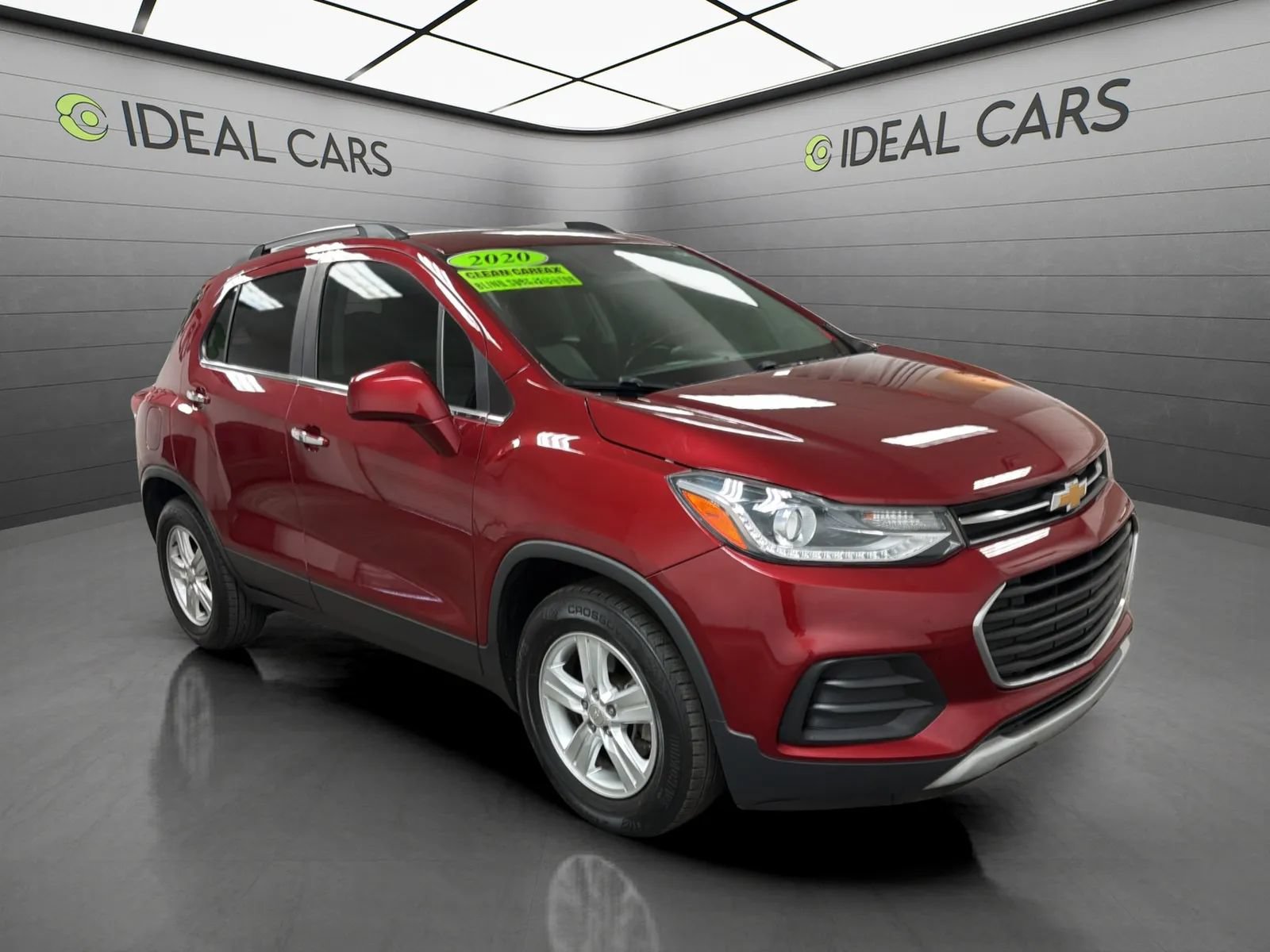 Used 2020 Chevrolet Trax LT w/ Driver Confidence Package FWD image 3
