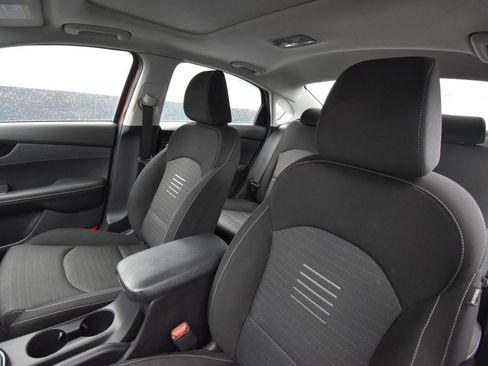 Used 2019 Kia Forte S w/ S Premium Package image 14