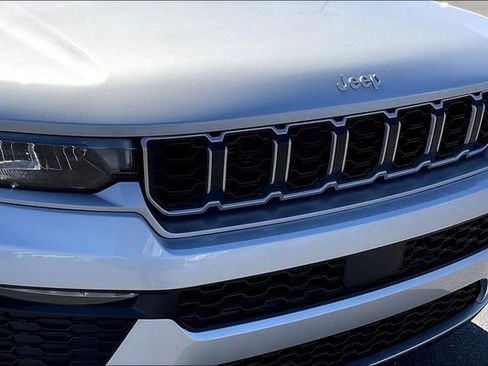 New 2026 Jeep Grand Cherokee Limited AWD/4WD image 35