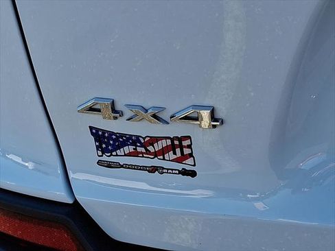 Certified 2021 Jeep Cherokee Latitude Lux w/ Comfort/Convenience Group image 17