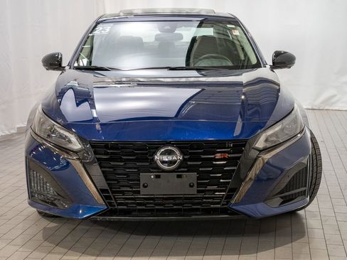 Certified 2023 Nissan Altima 2.0 SR image 3