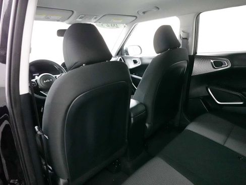 Used 2023 Kia Soul LX FWD image 27