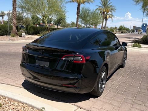 Used 2021 Tesla Model 3 Standard Range Plus RWD image 3