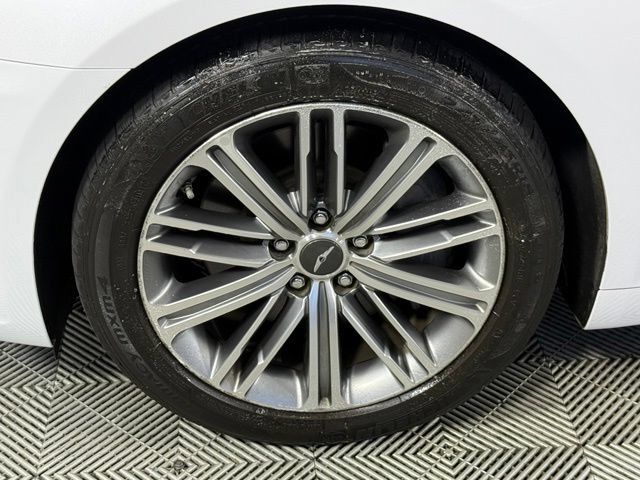 Used 2018 Genesis G80 3.8 w/ Option Group 03 RWD image 10