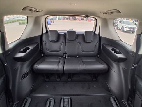 New 2026 Nissan Armada SV image 26