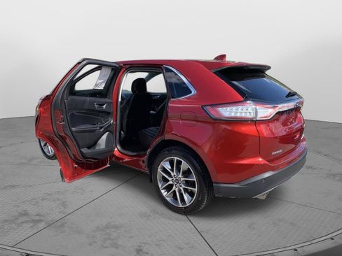 Used 2018 Ford Edge Titanium w/ Equipment Group 301A AWD/4WD image 34