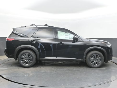 New 2026 Nissan Pathfinder SV FWD image 8