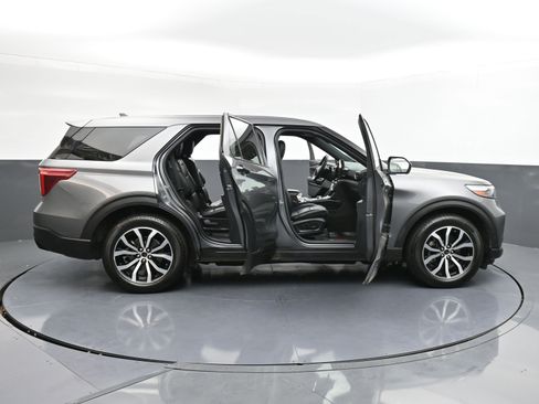 Used 2021 Ford Explorer ST w/ Equipment Group 401A image 38