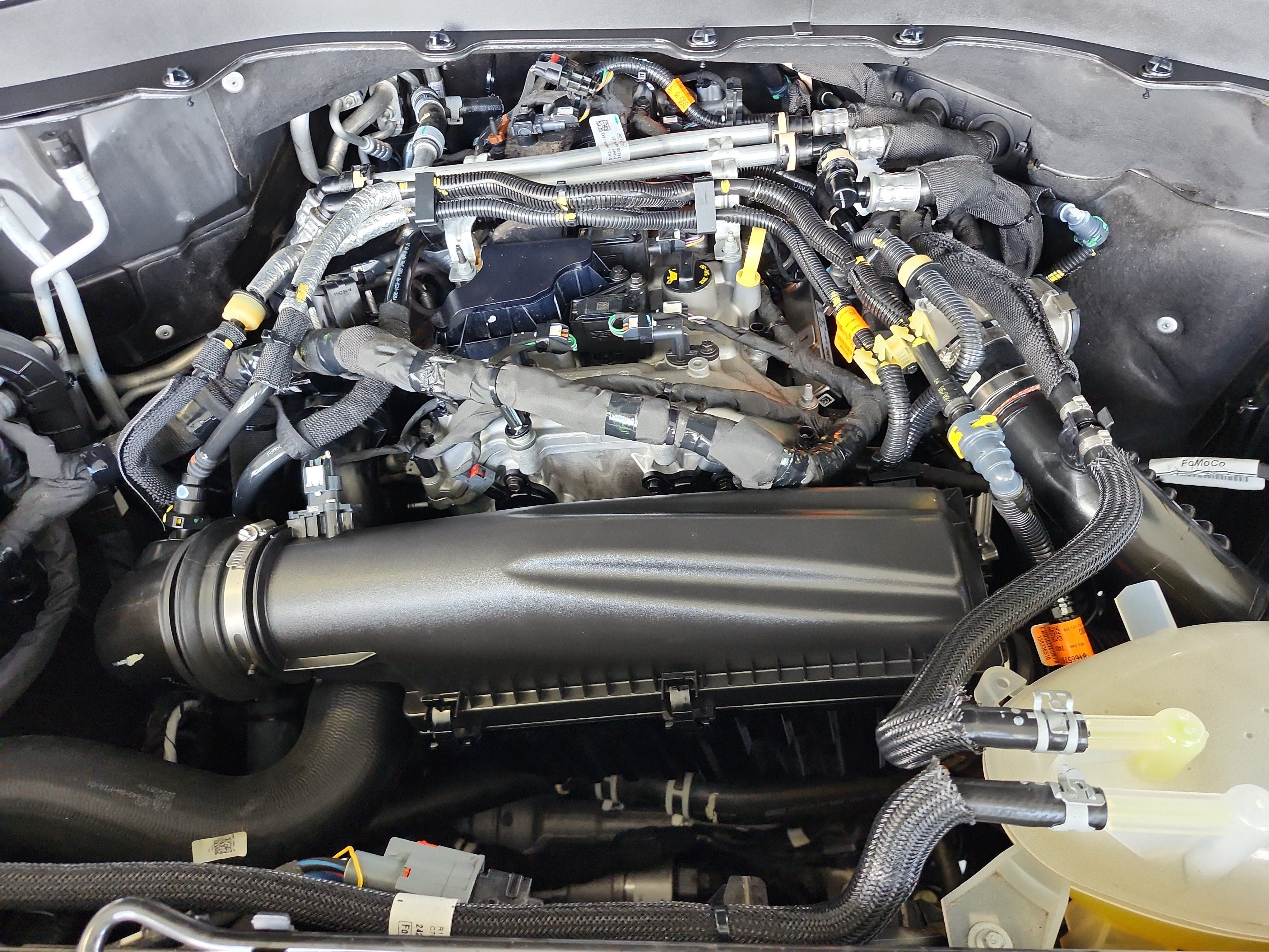 Used 2025 Ford Explorer Active RWD image 22