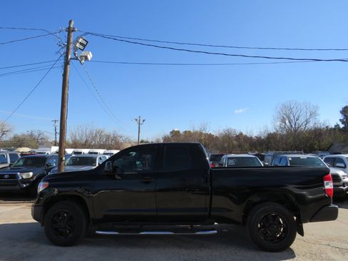 Used 2016 Toyota Tundra SR5 image 4
