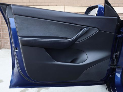 Used 2020 Tesla Model Y Performance AWD/4WD image 12