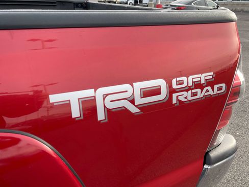 Used 2014 Toyota Tacoma 4x4 Double Cab image 17