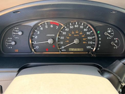 Used 2006 Toyota Sequoia Limited AWD/4WD image 14