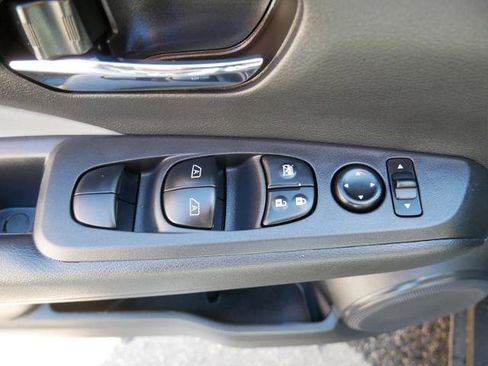 Certified 2024 Nissan Kicks SR w/ SR Premium Package image 16