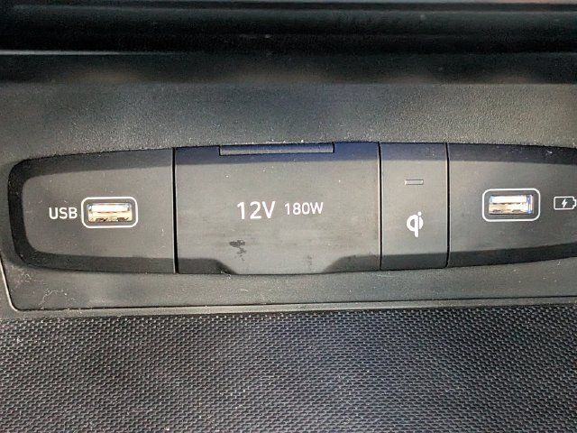 Used 2023 Hyundai Tucson Limited w/ Cargo Package AWD/4WD image 26