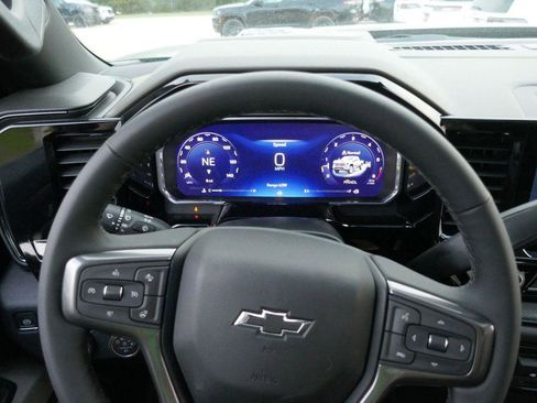 New 2026 Chevrolet Silverado 2500 ZR2 image 33