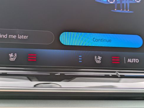 New 2026 Volkswagen ID.4 Pro S image 24