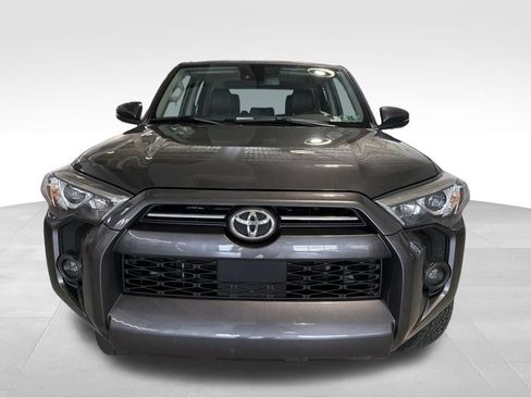 Certified 2021 Toyota 4Runner SR5 Premium w/ Moonroof Package AWD/4WD image 9