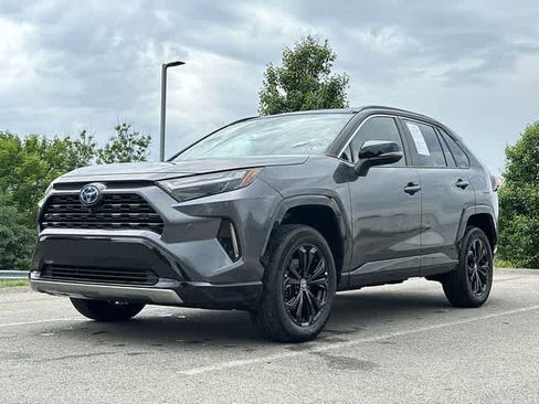 Used 2023 Toyota RAV4 XSE AWD/4WD image 20