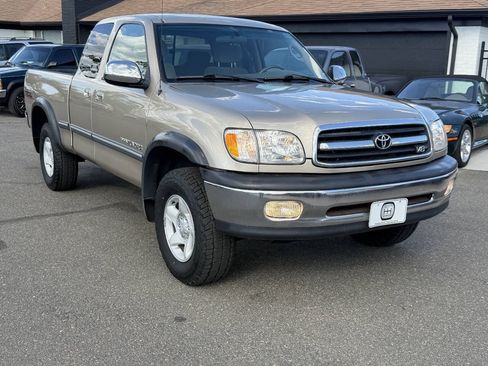 Used 2002 Toyota Tundra SR5 AWD/4WD image 32