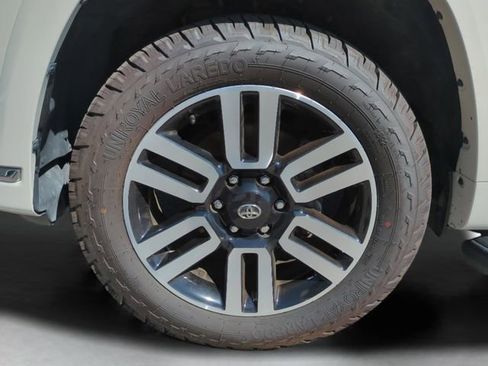 Used 2023 Toyota 4Runner Limited image 10