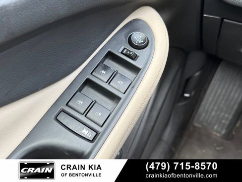 Used 2017 Buick Envision Essence FWD image 10