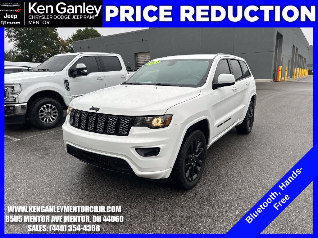 Used 2018 Jeep Grand Cherokee Altitude AWD/4WD image 3
