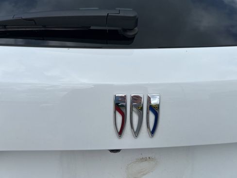 Used 2024 Buick Envision Preferred image 10