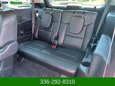 Used 2023 Ford Explorer XLT w/ Equipment Group 202A AWD/4WD image 31