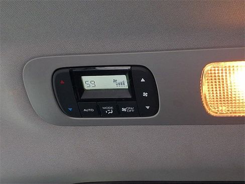 Used 2024 Honda Odyssey EX-L image 12