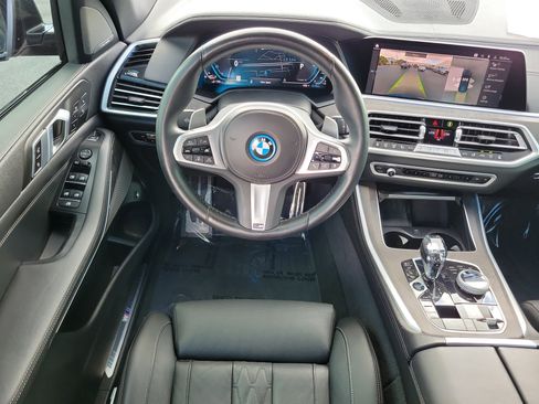 Used 2023 BMW X5 xDrive45e w/ Executive Package AWD/4WD image 15