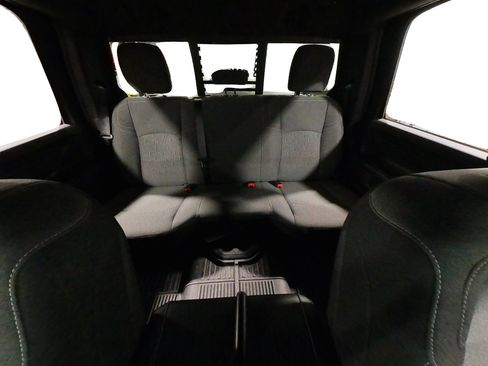 Used 2024 RAM 2500 Tradesman w/ Chrome Appearance Group image 44