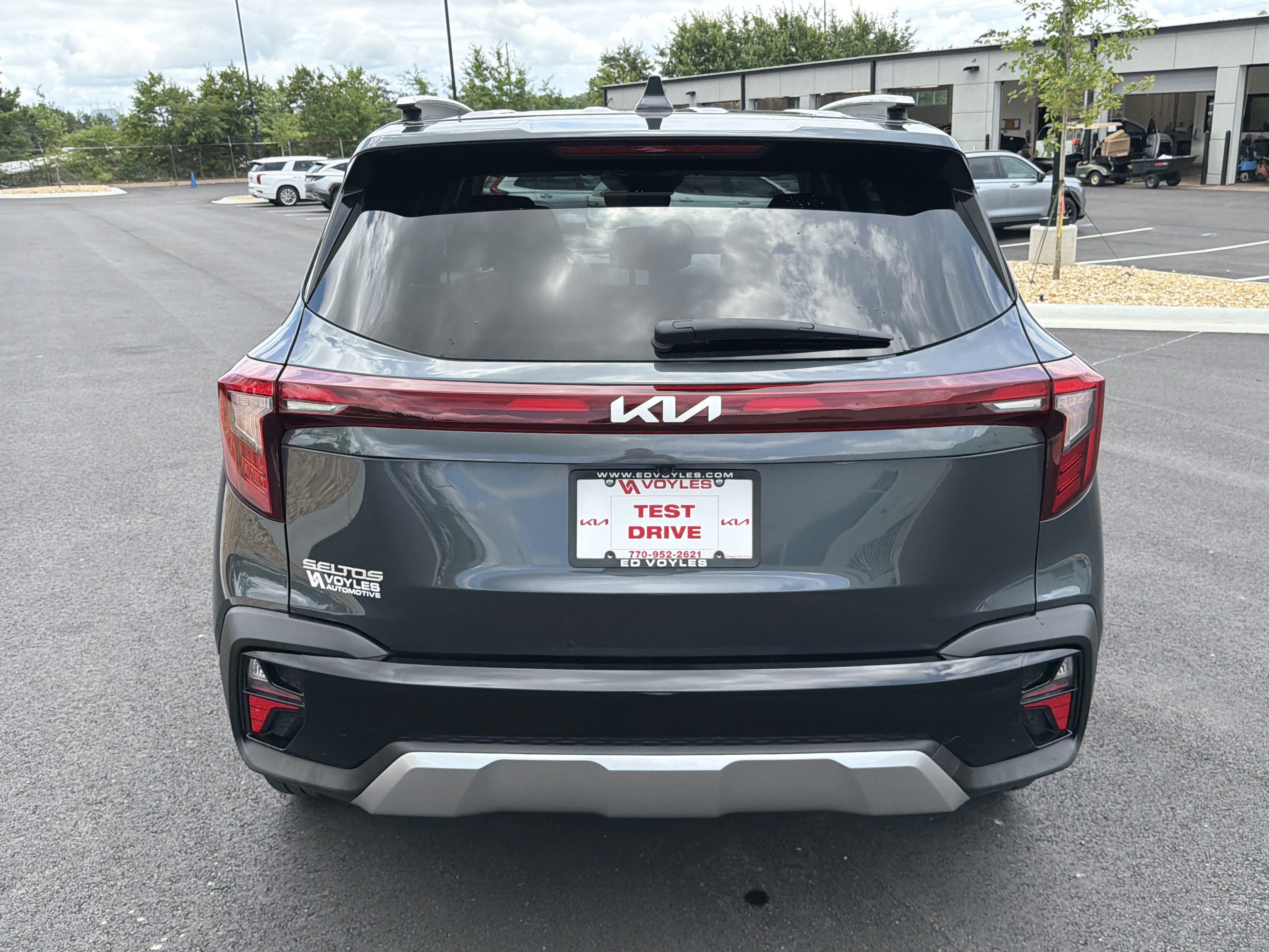Certified 2025 Kia Seltos S FWD image 6