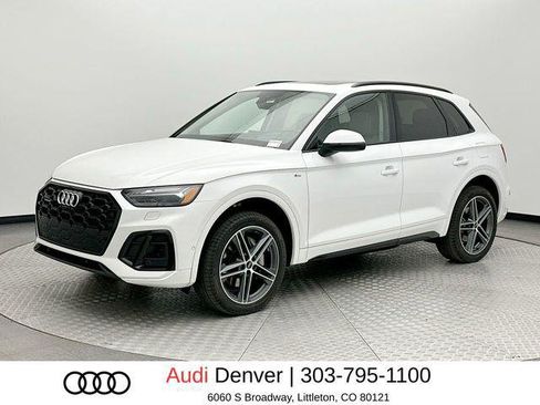 Used 2023 Audi Q5 e Prestige w/ Prestige Package AWD/4WD image 1