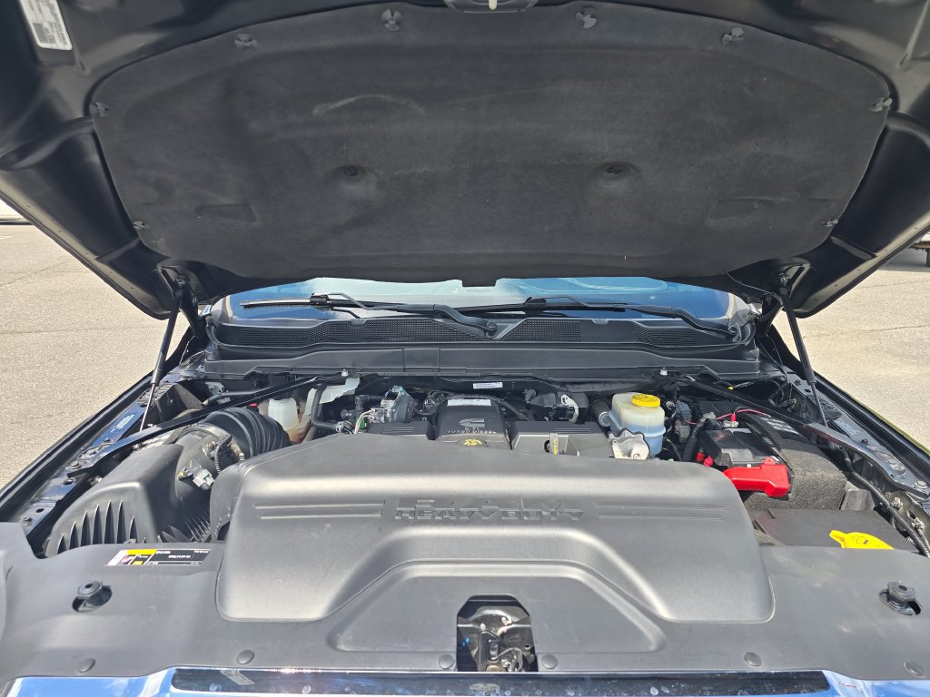 Used 2022 RAM 2500 Limited AWD/4WD image 23