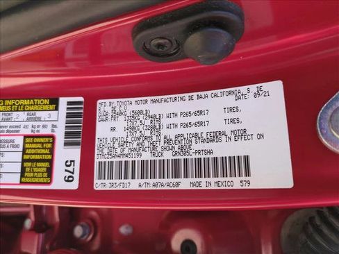 Used 2021 Toyota Tacoma TRD Sport w/ Technology Package AWD/4WD image 23