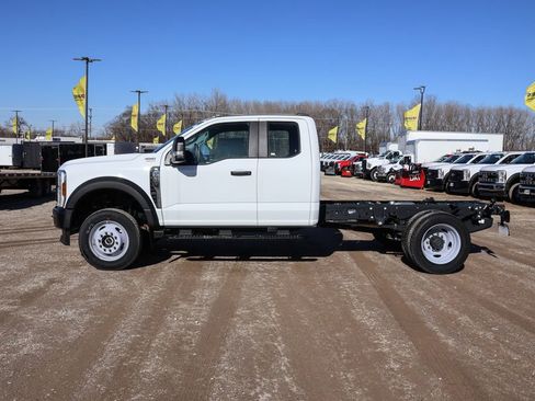 New 2024 Ford F550 XL image 8