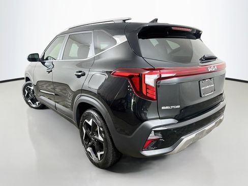 Used 2026 Kia Seltos EX FWD image 5