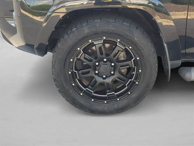 Used 2018 Toyota 4Runner SR5 RWD image 29